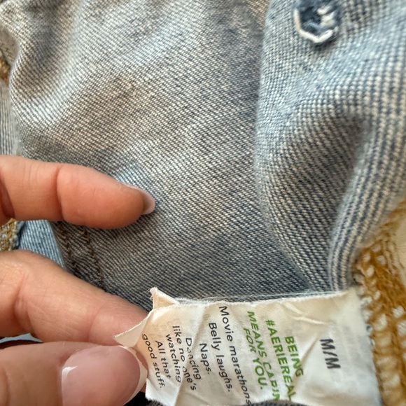 Aerie lightweight Jean Shorts size medium - Picture 2 of 5